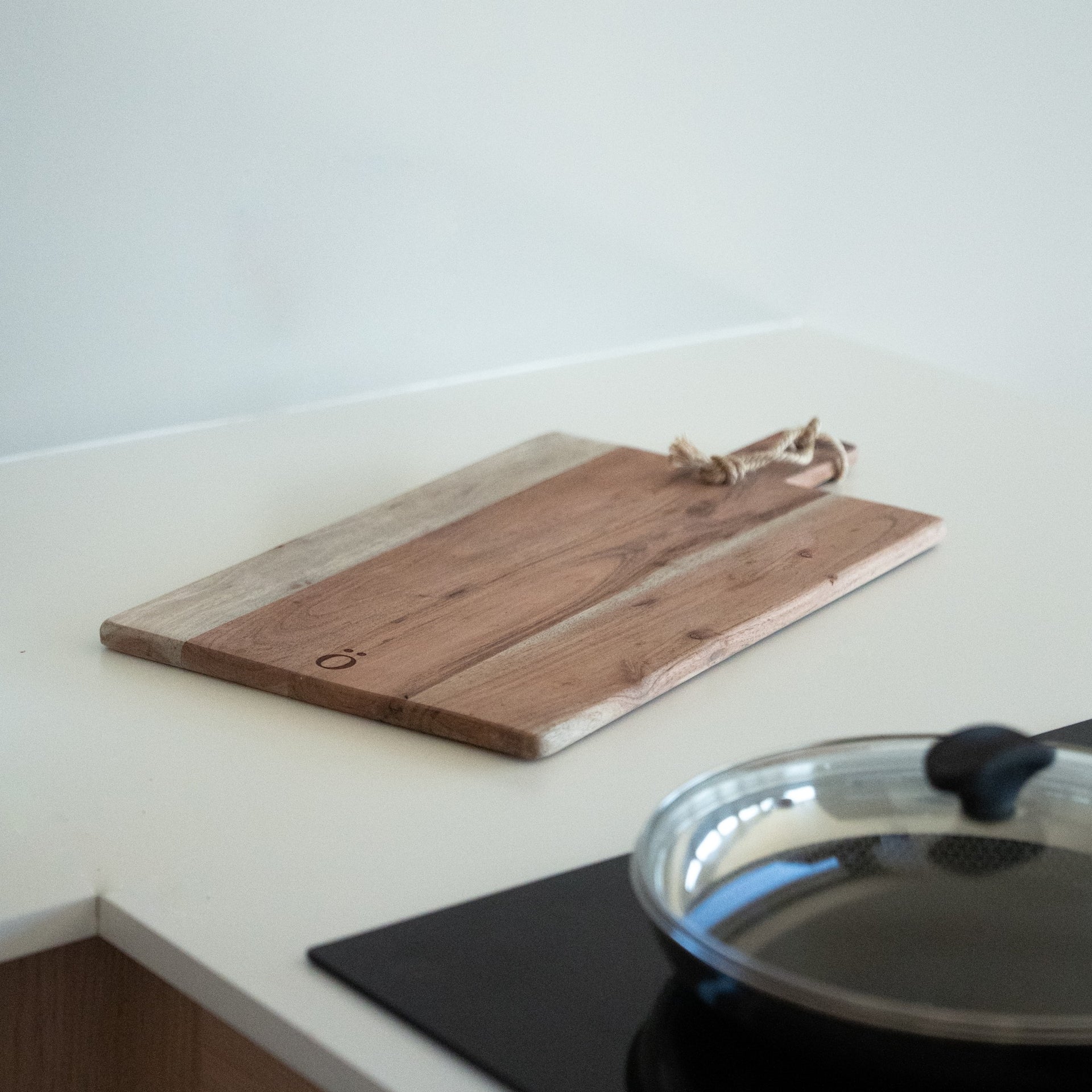 sögne per chopping board acacia wood medium