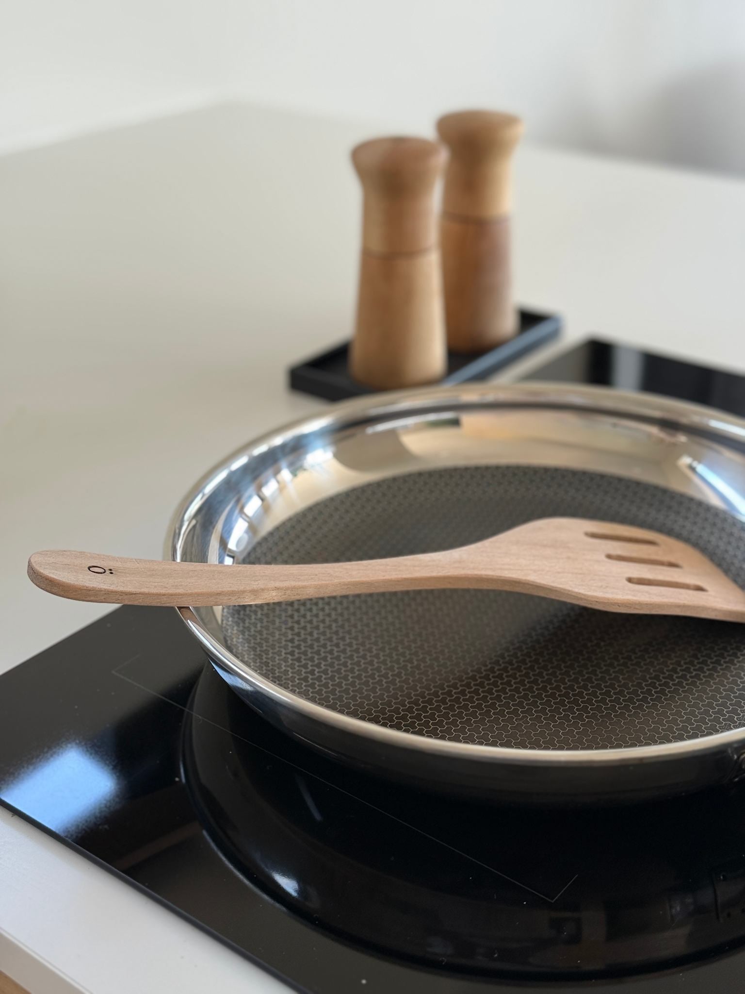 sögne fred stekespade akasie tre