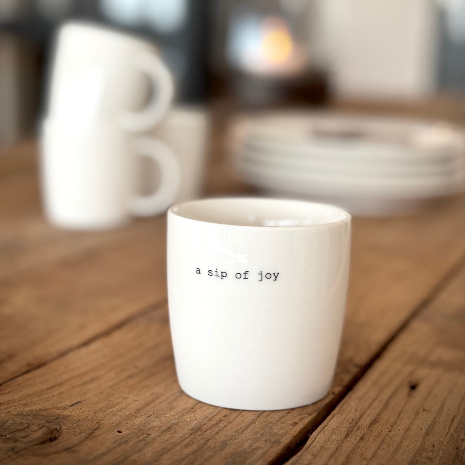 sögne krus hvit mini a sip of joy