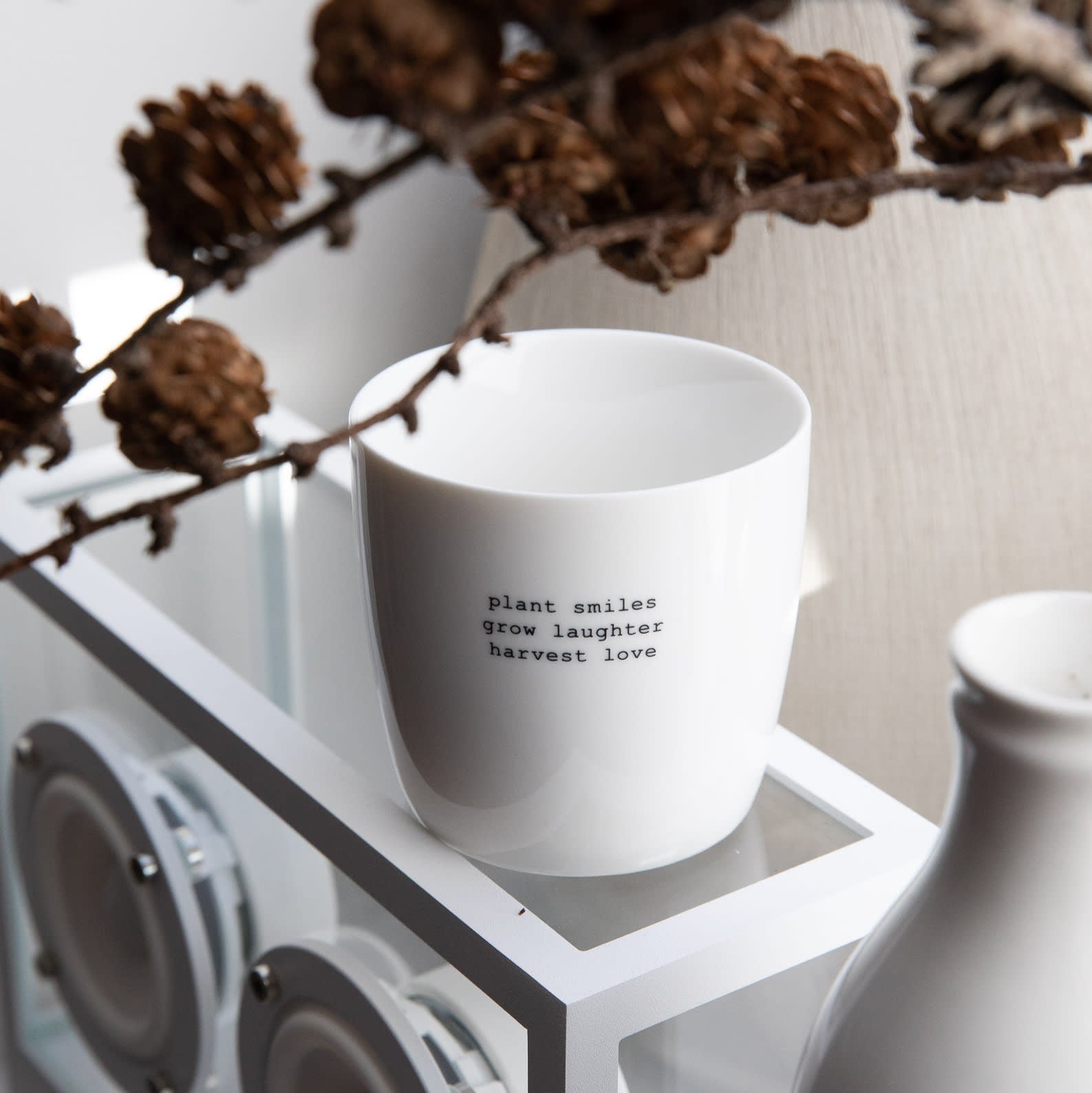 sögne mug white  plant smiles