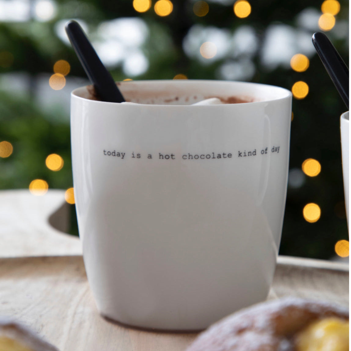 sögne krus hvit big  today is a hot